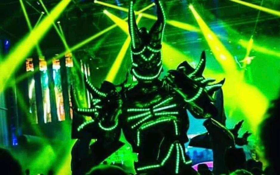 Fiesta y espectáculo — Hollywood Music Management